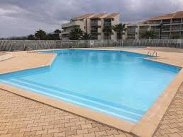 Les Goellettes : Vue Mer Et Piscine Saint-Cyprien  Luaran gambar